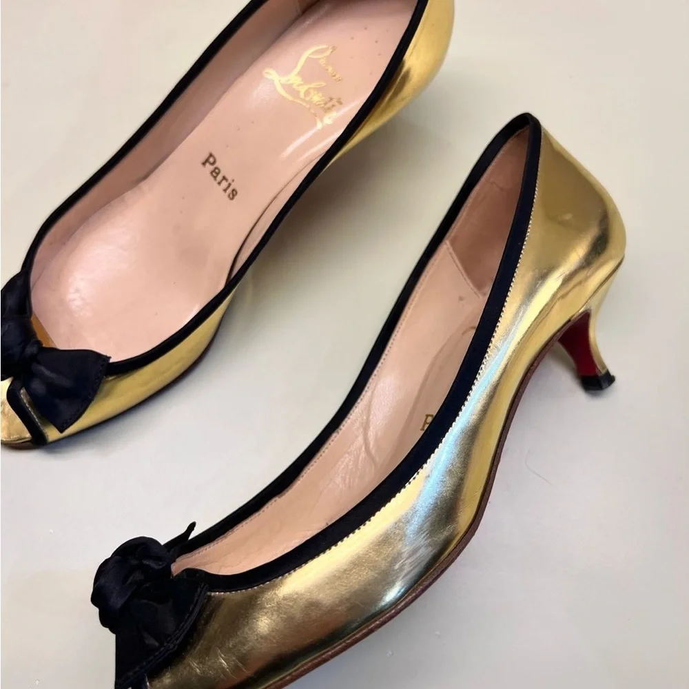 Authentic Christian Louboutin Gold and Black Heels - Picture 4 of 8